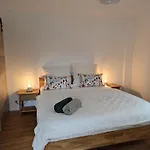 Apartment Weingut Leininger *