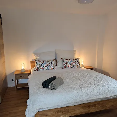 Apartment Weingut Leininger *